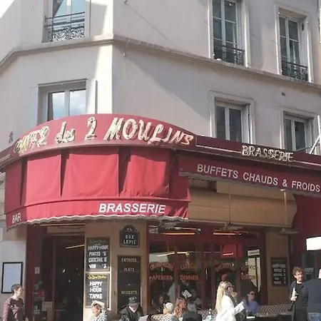 Avec Vue Exceptionnelle A Montmartre. Appartamento Parigi