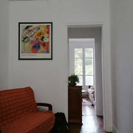 Appartamento Avec Vue Exceptionnelle A Montmartre.